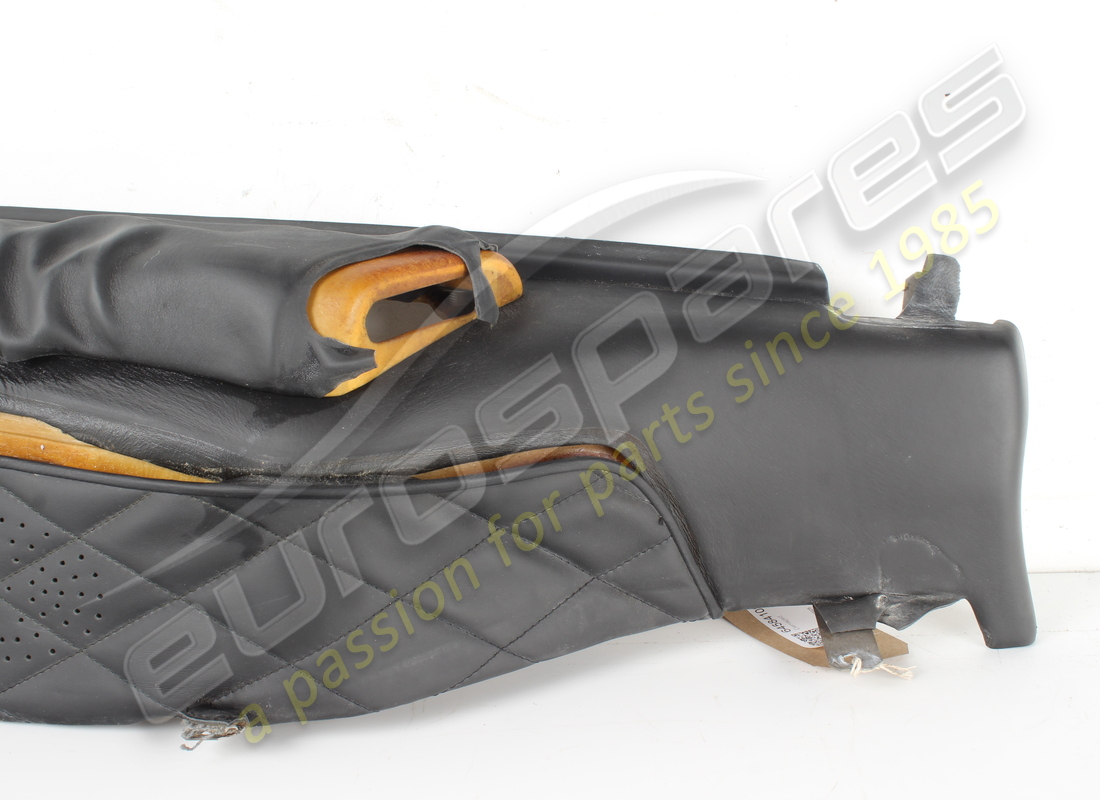 damaged ferrari lh belt cover in black vm8500. part number 64584100 (3)