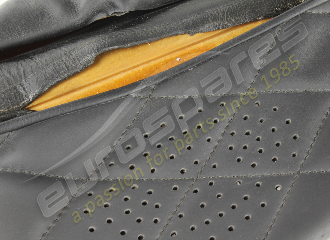 damaged ferrari lh belt cover in black vm8500. part number 64584100 (4)