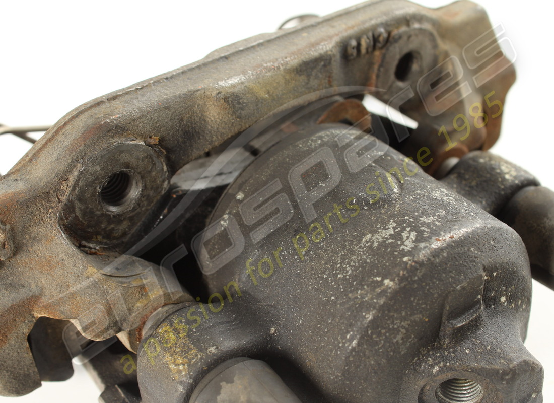 used ferrari lh rear brake caliper. part number 136603 (4)