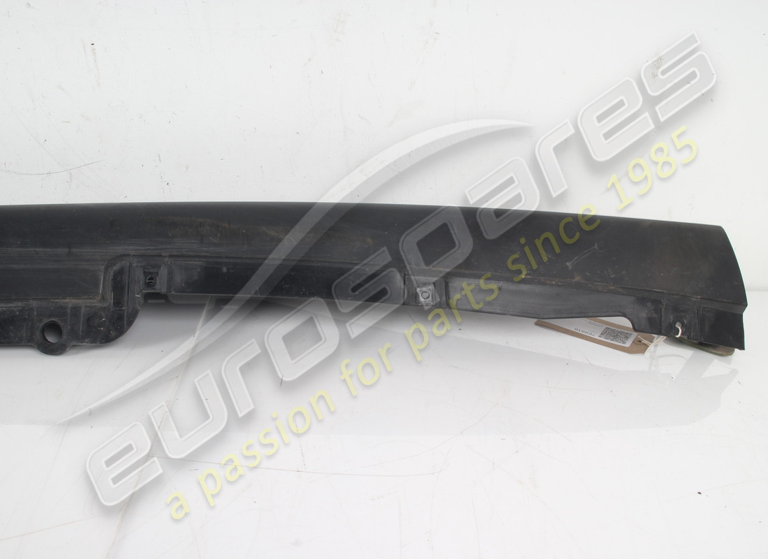 USED FERRARI EXT. SILL CLADDING LEFT CPL. PART NUMBER 769916 (6) used ferrari ext. sill cladding left cpl. part number 769916 (6)