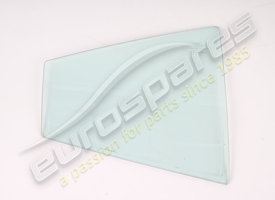 USED Ferrari RH REAR QUARTER LIGHT GLASS GTS . PART NUMBER 60162807 (1) USED Ferrari RH REAR QUARTER LIGHT GLASS GTS . PART NUMBER 60162807 (1)
