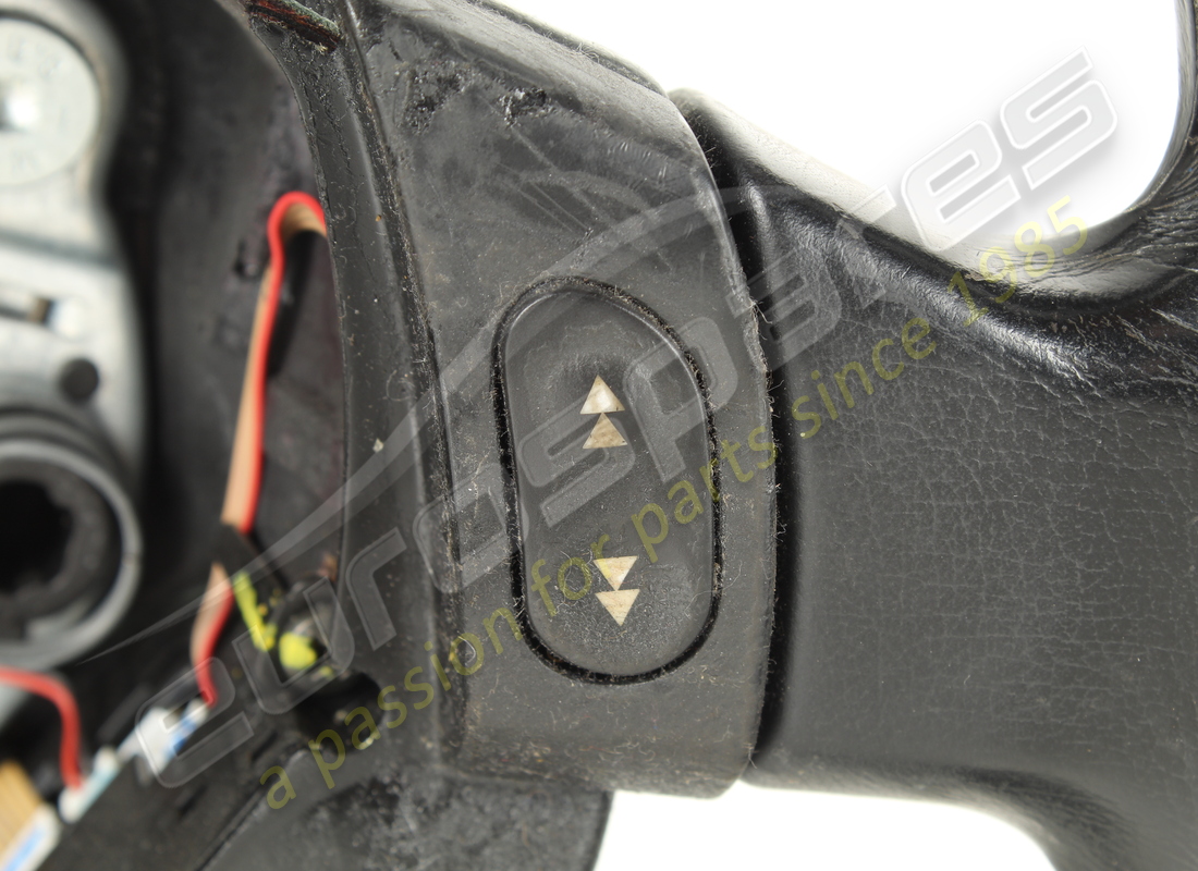 USED MASERATI STEERING WHEEL BLACK. PART NUMBER 981340100 (6) used maserati steering wheel black. part number 981340100 (6)