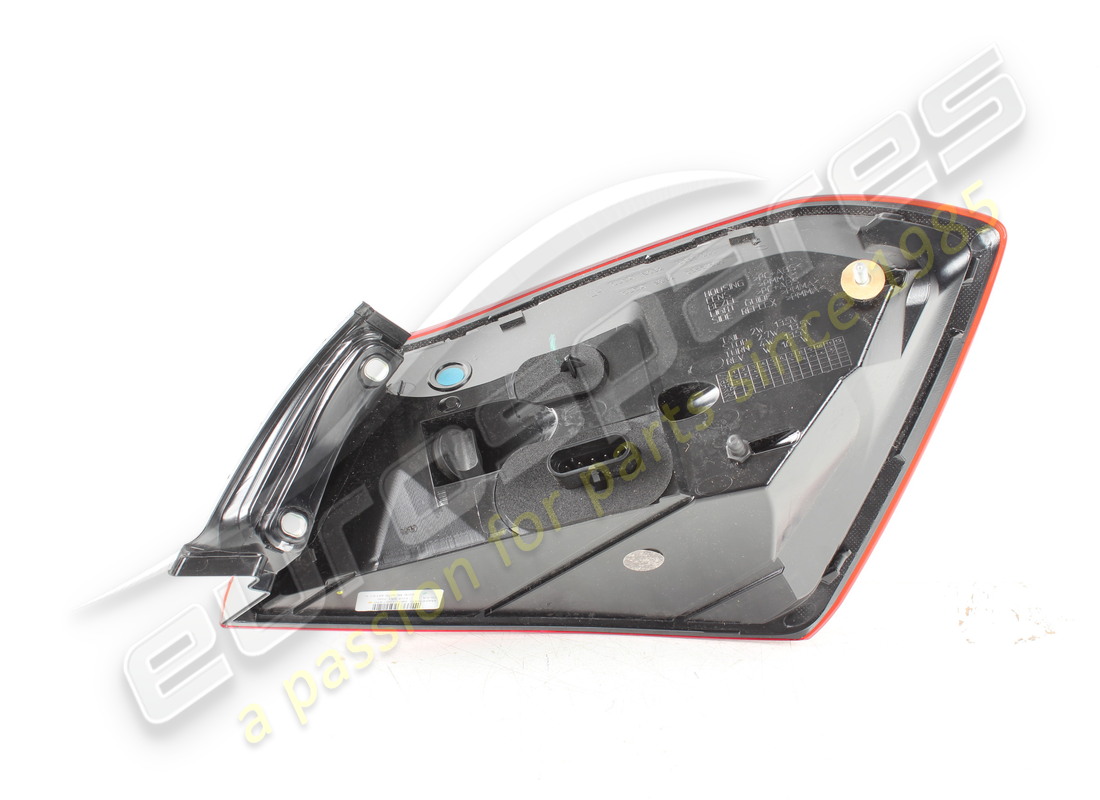 new maserati rear lh fixed tail light. part number 670106745 (2)