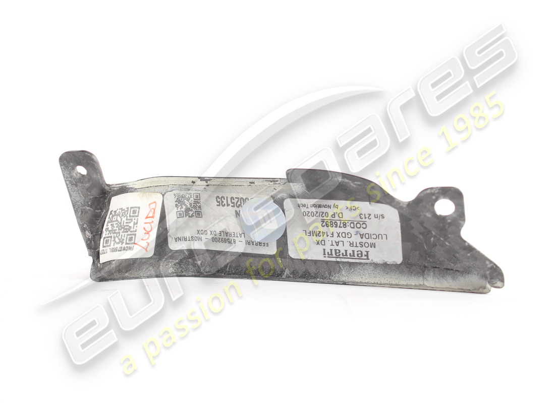used ferrari rh lateral surround. part number 875892 (2)