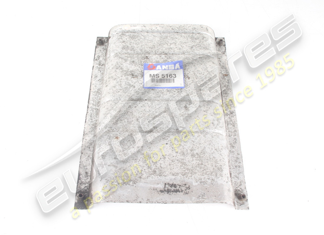 used maserati bulkhead. part number 379000137 (1)