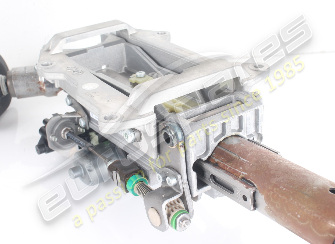 USED FERRARI COMPLETE STEERING COLUMN. PART NUMBER 320095 (4) used ferrari complete steering column. part number 320095 (4)