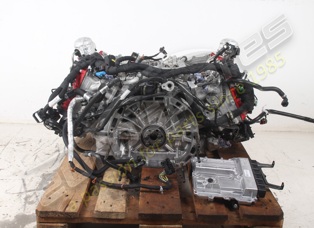 used ferrari 296 engine. part number 985000364 (4)