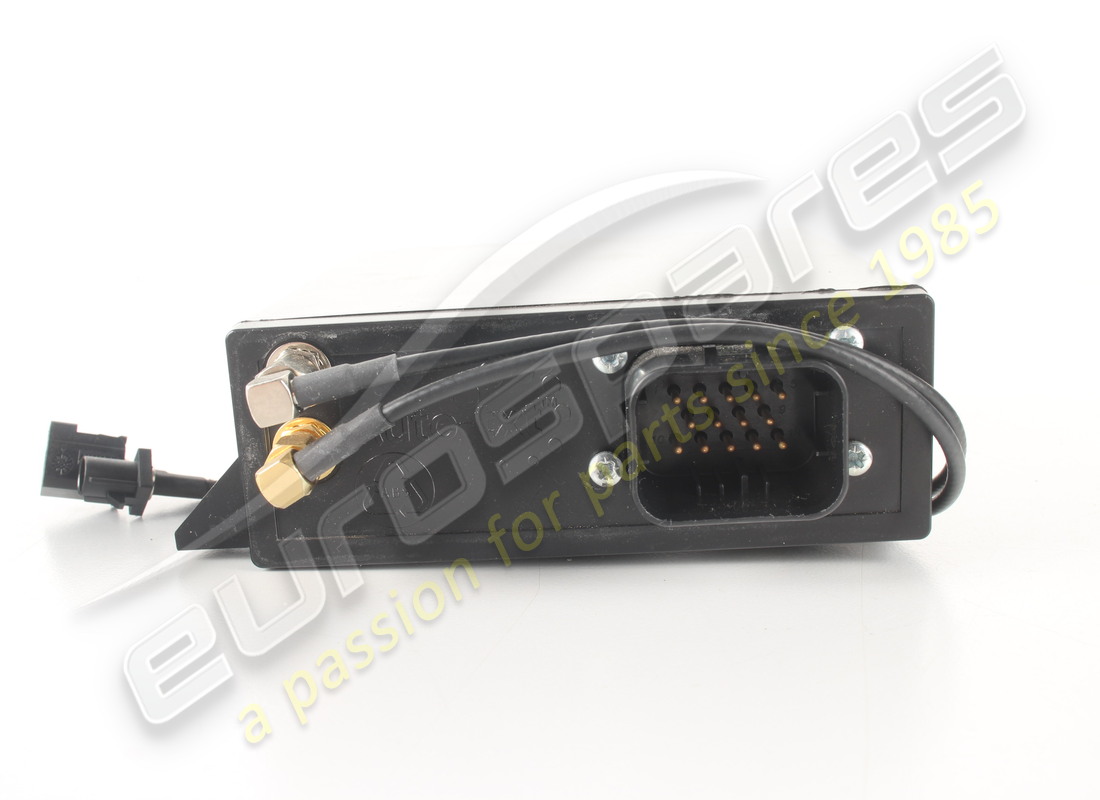 used aston martin tracker, system, cat 5. part number 7g4319g311ae (2)
