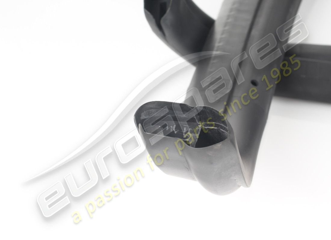 used ferrari guarnizione vasca capote. part number 788136 (3)