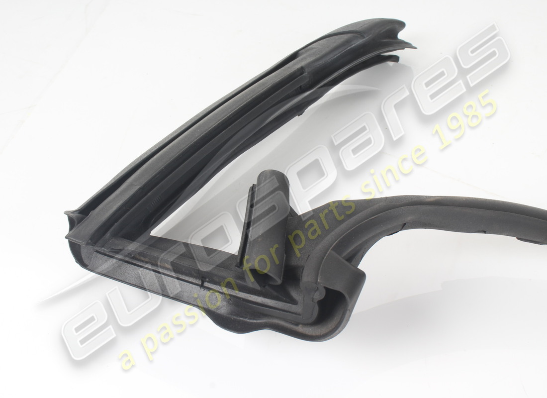 USED FERRARI GUARNIZIONE CONTORNO PORTA D. PART NUMBER 788061 (2) used ferrari guarnizione contorno porta d. part number 788061 (2)