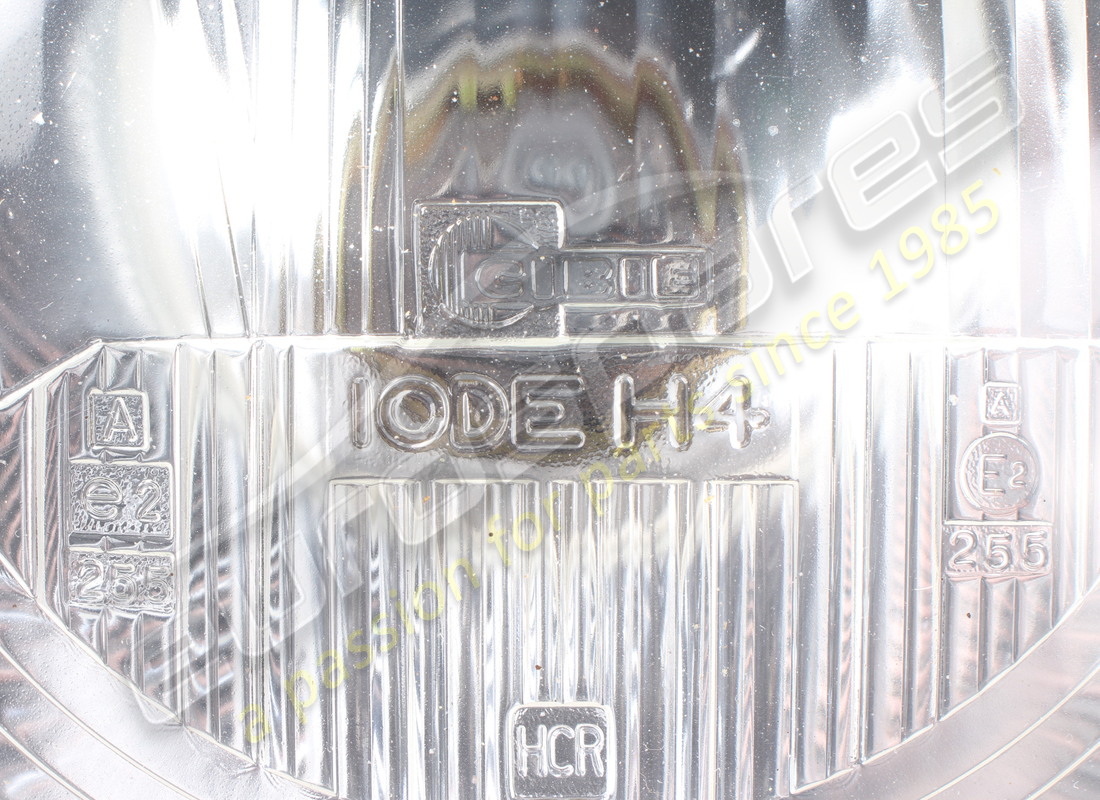 USED FERRARI HEAD LAMP UNIT RHD PART NUMBER 60865100 (4) used ferrari head lamp unit rhd part number 60865100 (4)