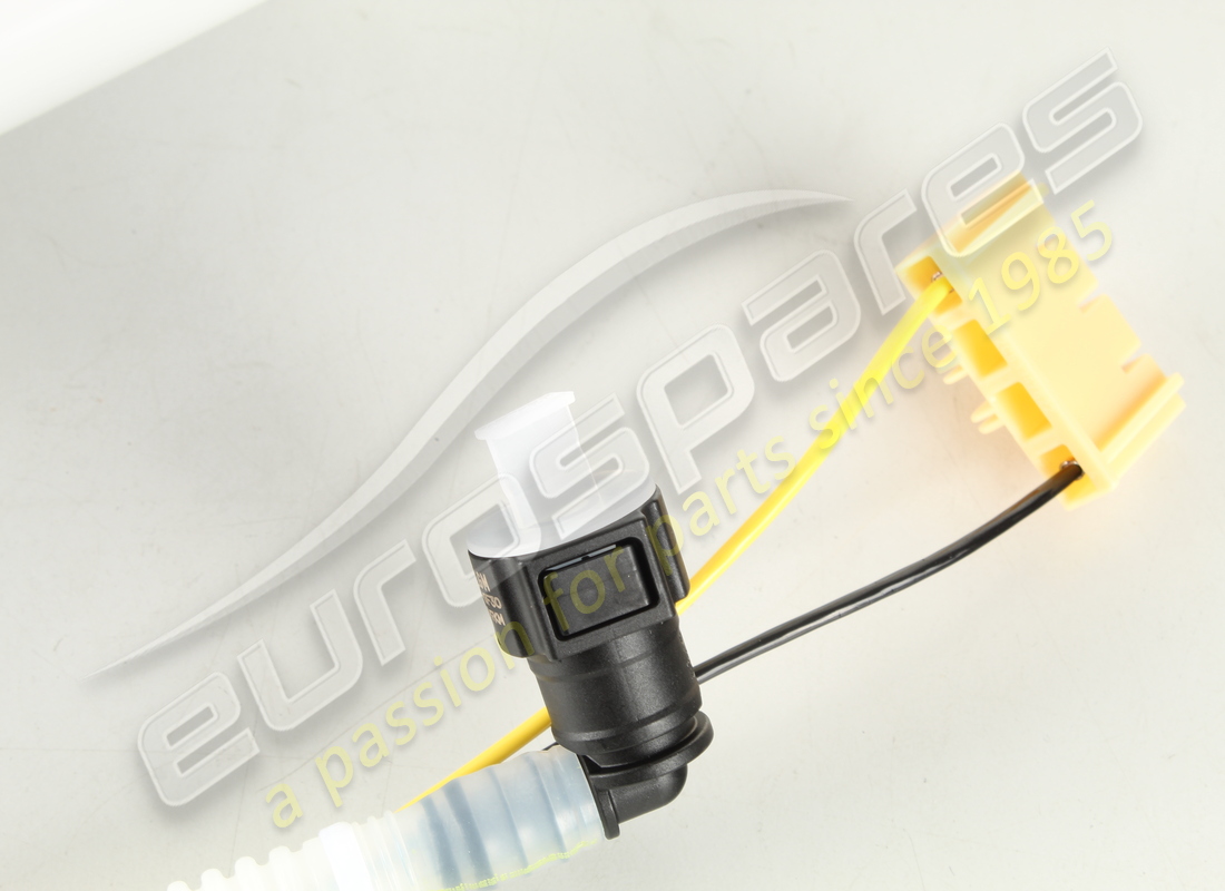 NEW PORSCHE FUEL PUMP. PART NUMBER 99162014101 (2) new porsche fuel pump. part number 99162014101 (2)