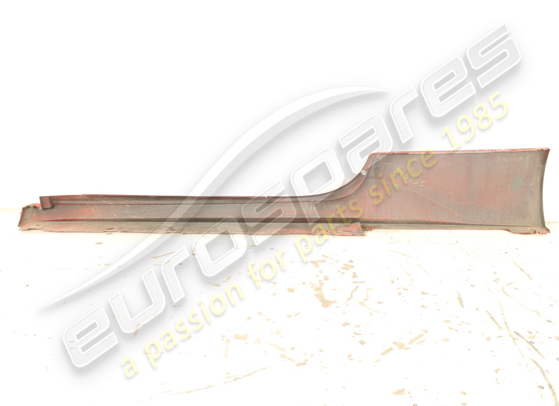 used ferrari rh underdoor trim. part number 83243210 (2)