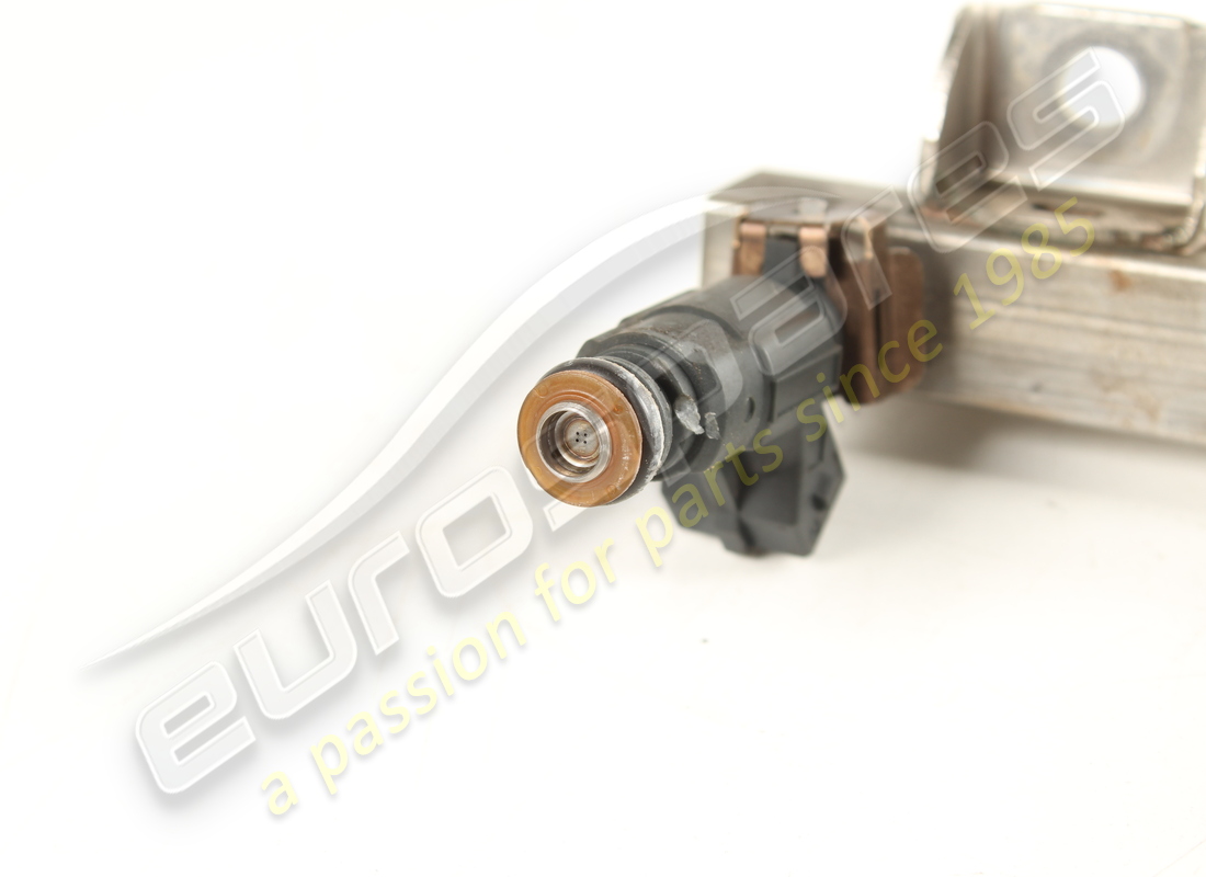 used maserati fuel pipe with injectors. part number 212697 (4)