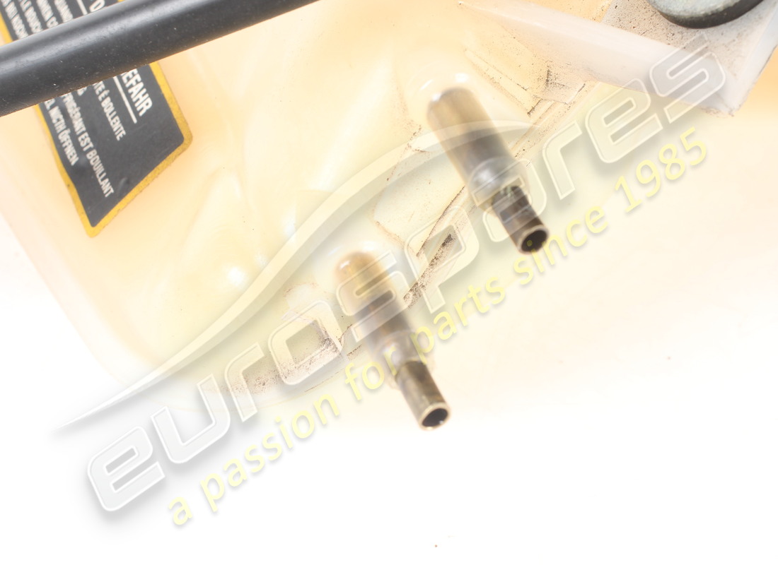 USED FERRARI COMPLETE HEADER TANK. PART NUMBER 305322 (5) used ferrari complete header tank. part number 305322 (5)