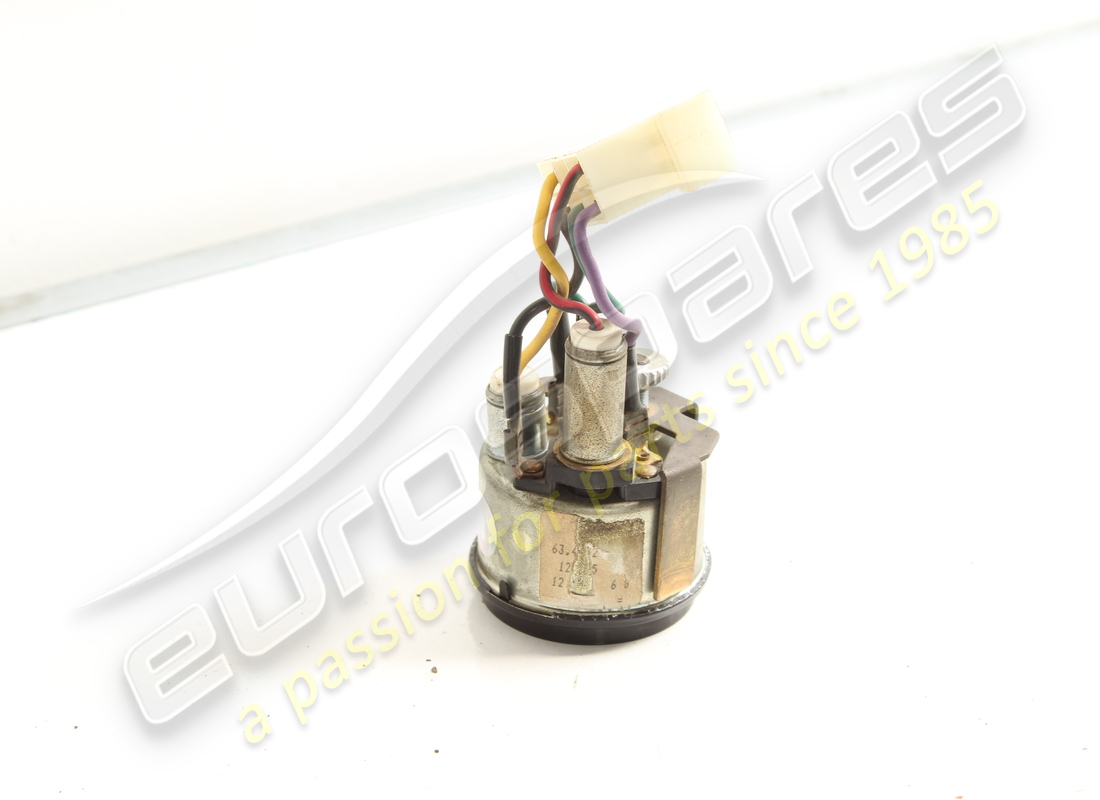 used ferrari fuel level gauge. part number 125945 (3)