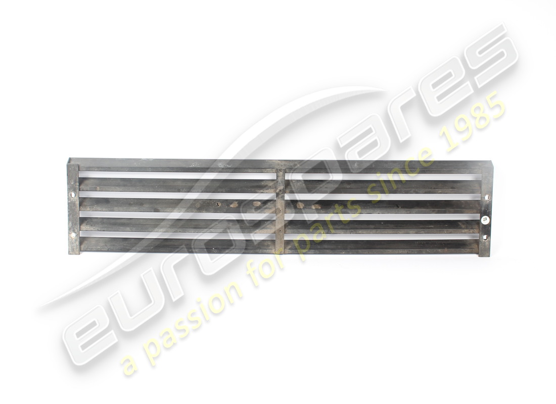 used ferrari rear lower grille. part number 61529500 (2)