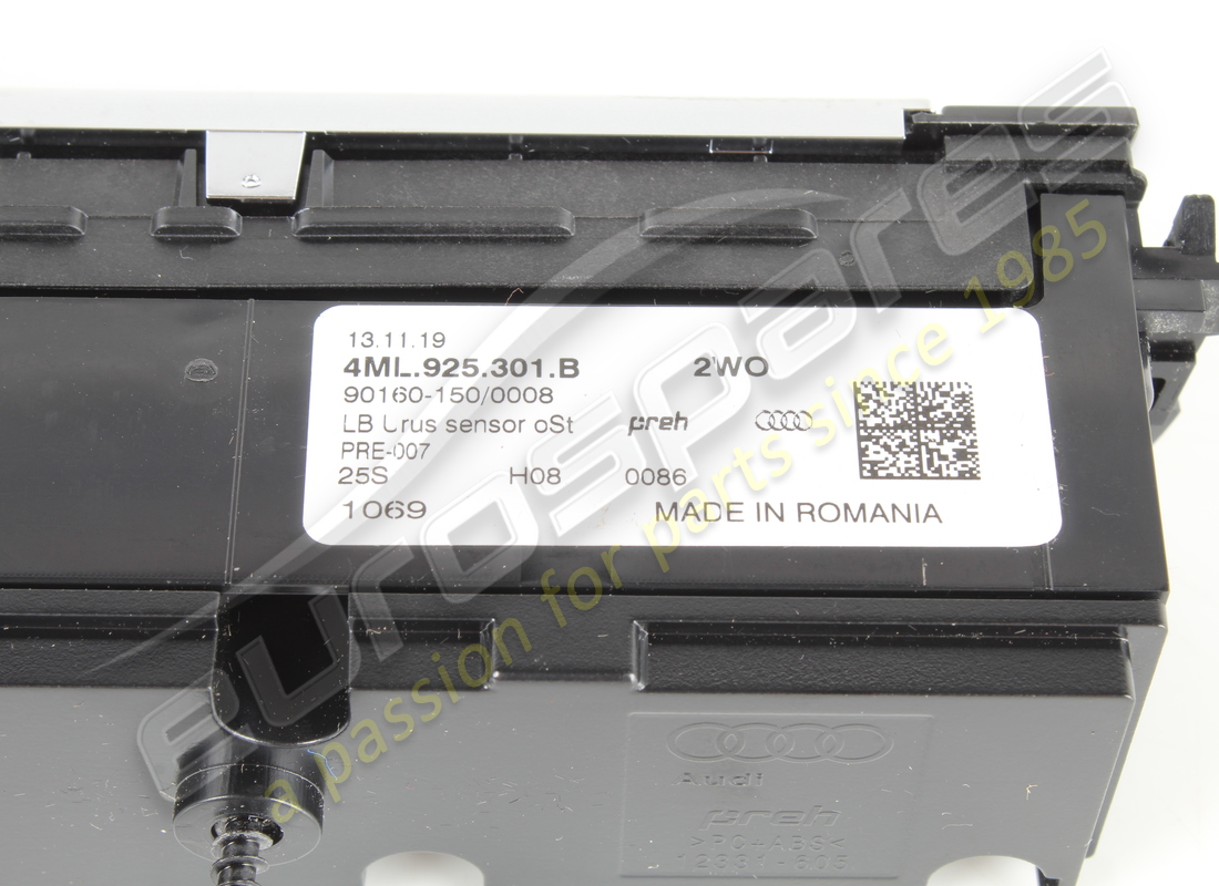 used lamborghini switch strip. part number 4ml925301b (7)