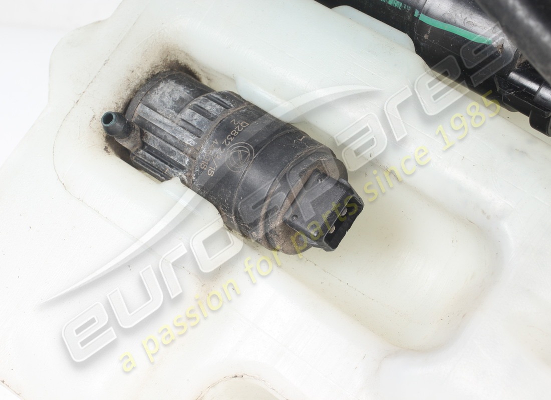 USED FERRARI COMPLETE WINDSCREEN /HEADLIGHT. PART NUMBER 82197100 (4) used ferrari complete windscreen /headlight. part number 82197100 (4)