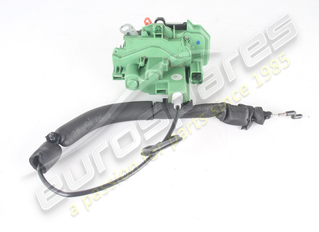 USED FERRARI RH DOOR LOCK. PART NUMBER 785975 (4) used ferrari rh door lock. part number 785975 (4)