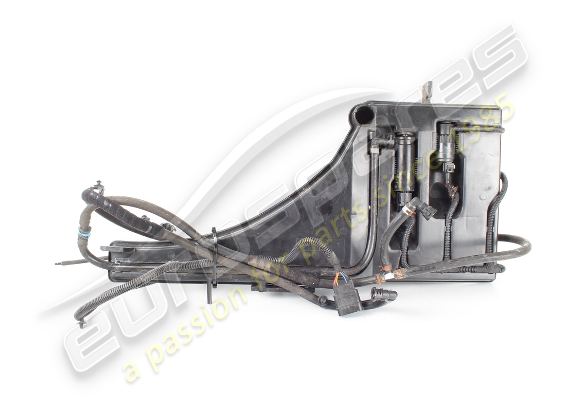 USED MASERATI WINDSCREEN WASHER TANK. PART NUMBER 670001648 (2) used maserati windscreen washer tank. part number 670001648 (2)