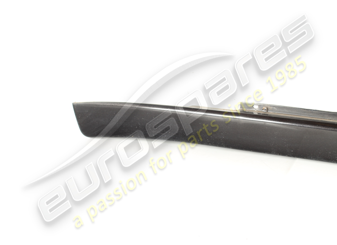 USED MASERATI LH SIDE SKIRT. PART NUMBER 980000907 (2) used maserati lh side skirt. part number 980000907 (2)