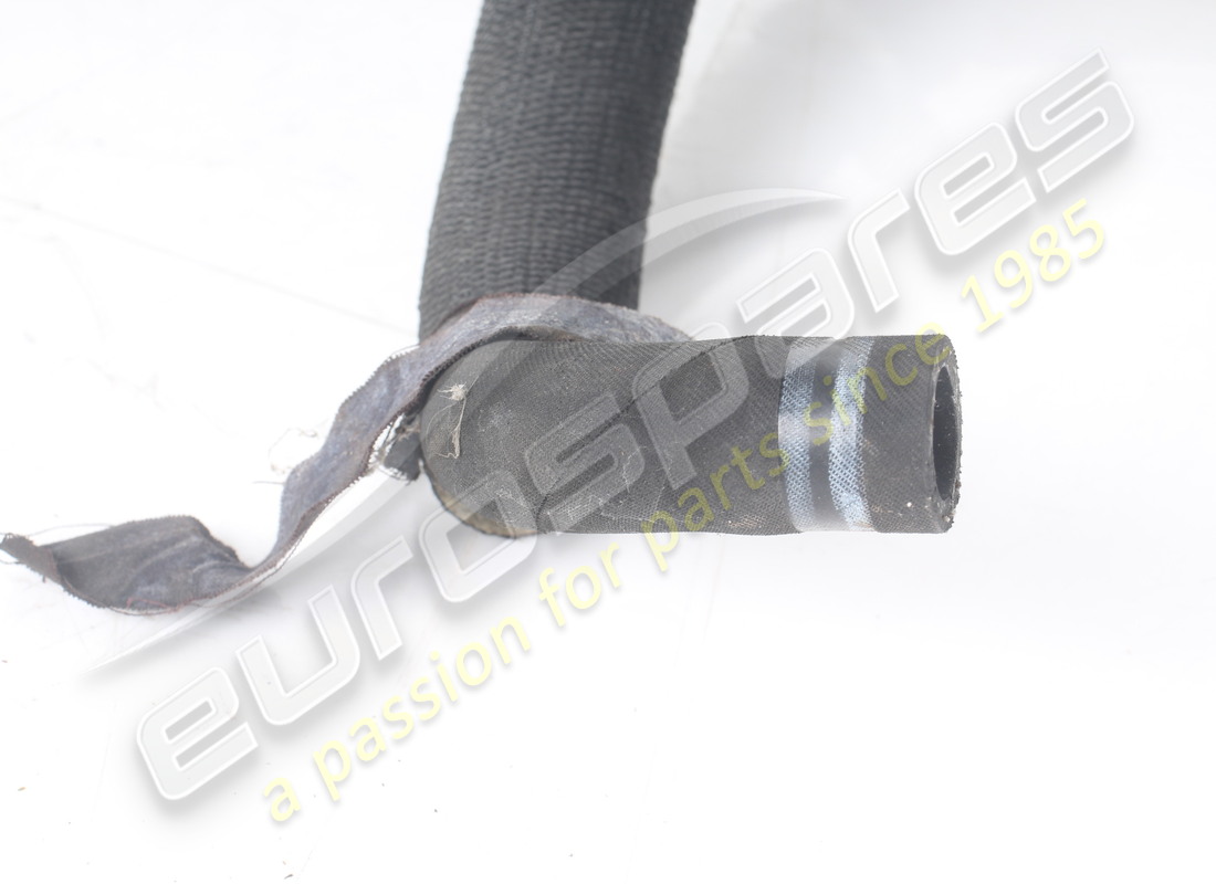 USED FERRARI PIPE FROM TANK TO PUMP. PART NUMBER 315062 (2) used ferrari pipe from tank to pump. part number 315062 (2)
