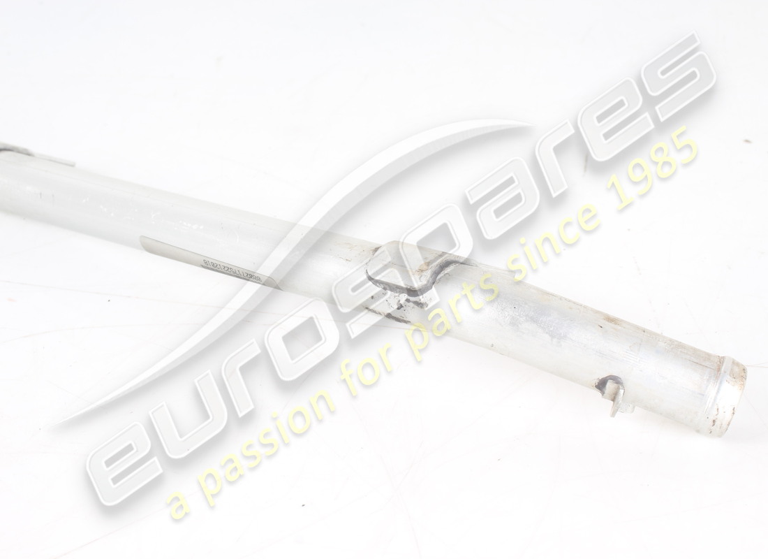 USED FERRARI METAL PIPE TO PUMP. PART NUMBER 271752 (3) used ferrari metal pipe to pump. part number 271752 (3)
