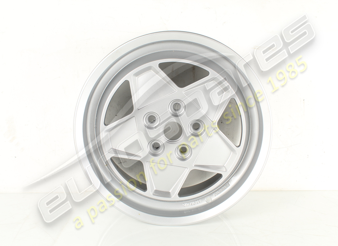 reconditioned ferrari road wheel rim 180 tr 415. part number 127151 (1)