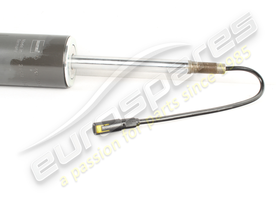 new porsche shock absorbers. part number 99133305328 (2)