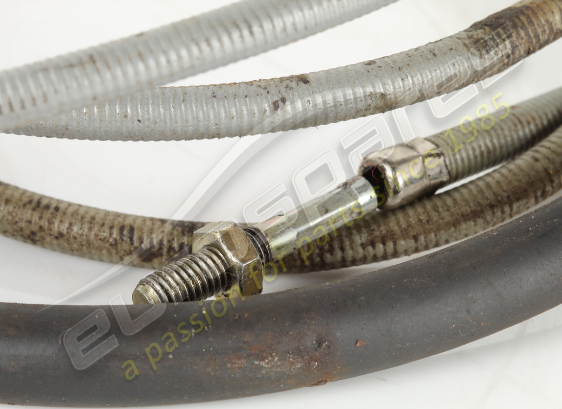 used ferrari throttle cable lhd & rhd part number 118817 (1)
