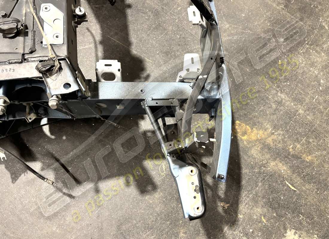 DAMAGED FERRARI REAR SUBFRAME. PART NUMBER 985280290 (8) damaged ferrari rear subframe. part number 985280290 (8)