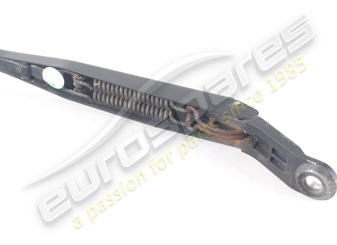 used maserati passenger side wiper arm. part number 383310204 (2)