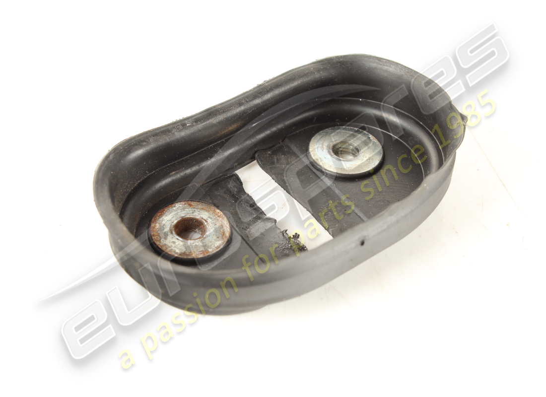 used maserati door stop tie rod gasket.. part number 67575800 (1)