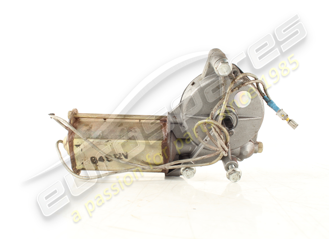 used ferrari rh window motor. part number 62302100 (1)