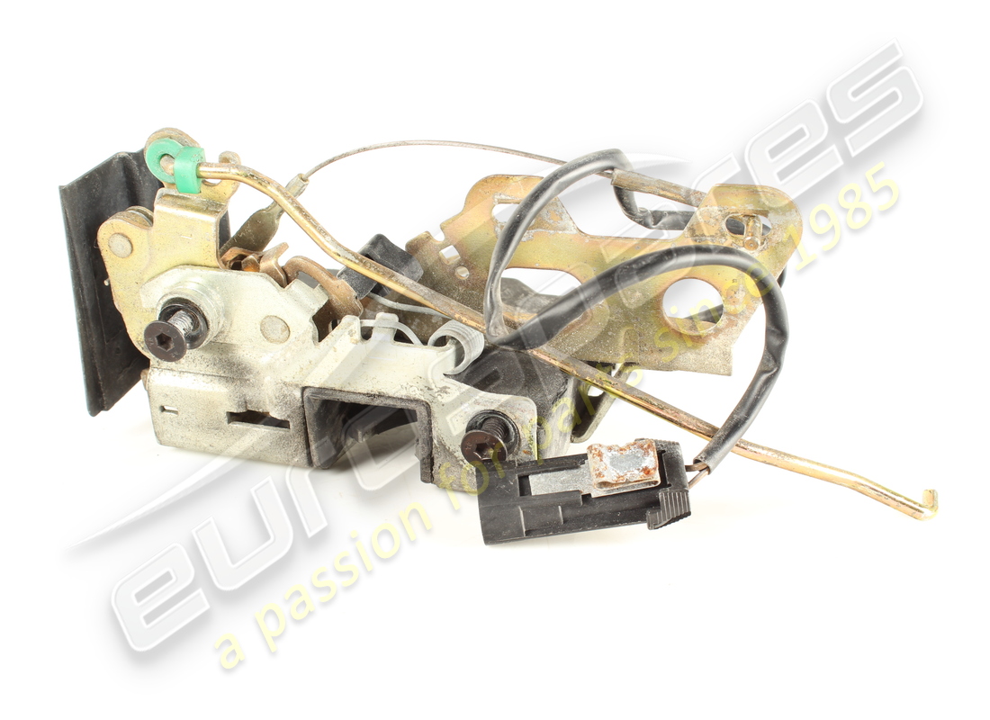 used ferrari lh complete door lock. part number 64657700 (2)