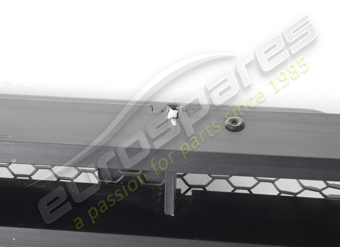 new (other) ferrari rear grille engine cover. part number 61500500 (6)