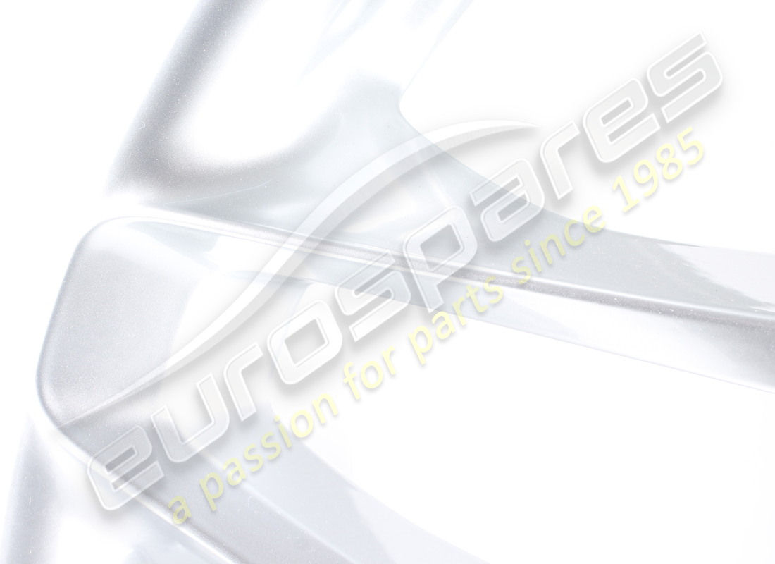 reconditioned ferrari rear wheel. part number 881321 (3)