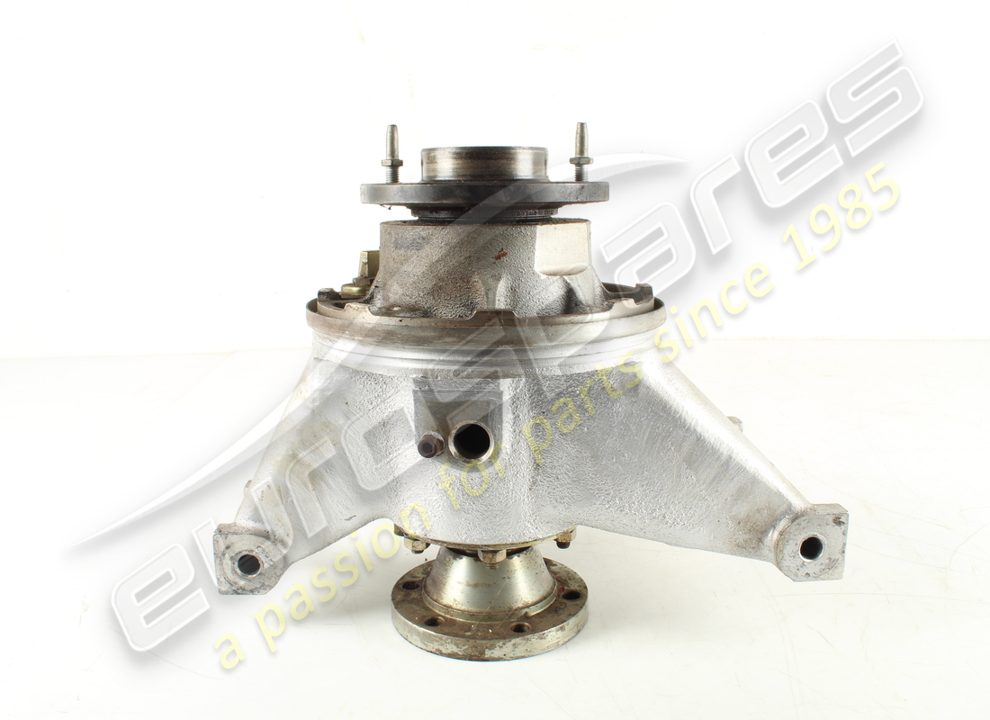 used ferrari lh rear hub. part number eap1726471 (4)