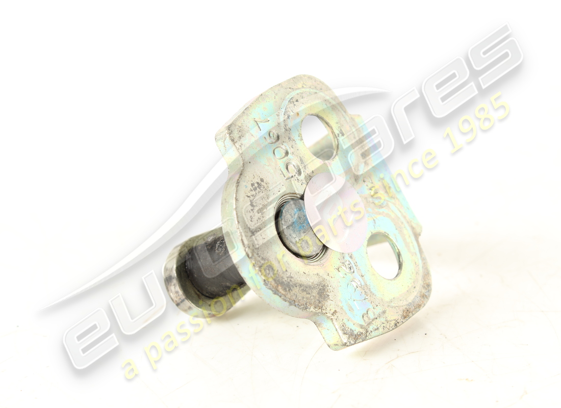 used maserati striker. part number 85321500 (3)