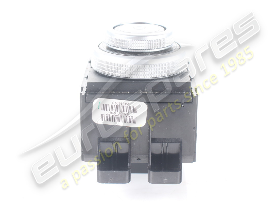 USED MASERATI RHD ROTARY KNOB. PART NUMBER 670110724 (3) used maserati rhd rotary knob. part number 670110724 (3)