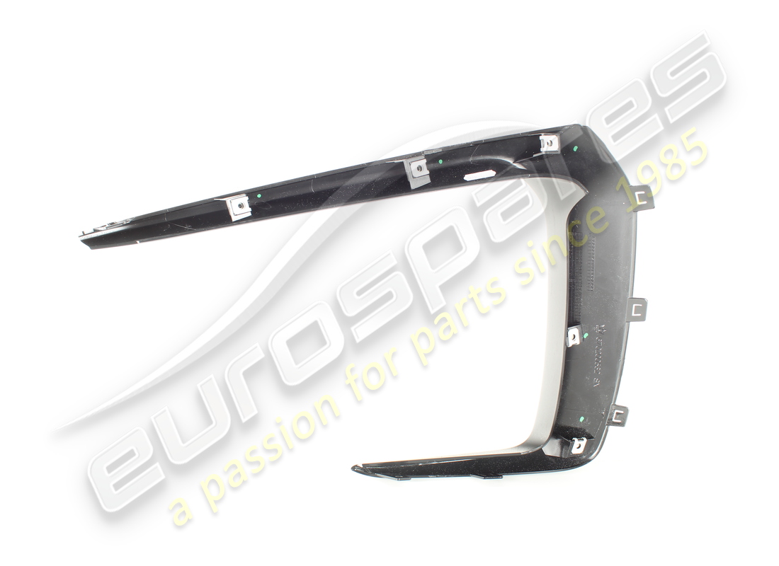 new maserati lh side moulding. part number 670240177 (2)