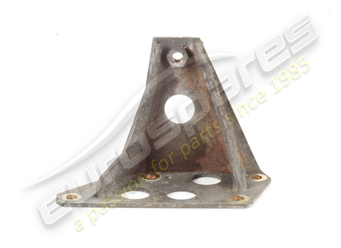 used maserati engine mount rh bracket. part number 384200104 (2)