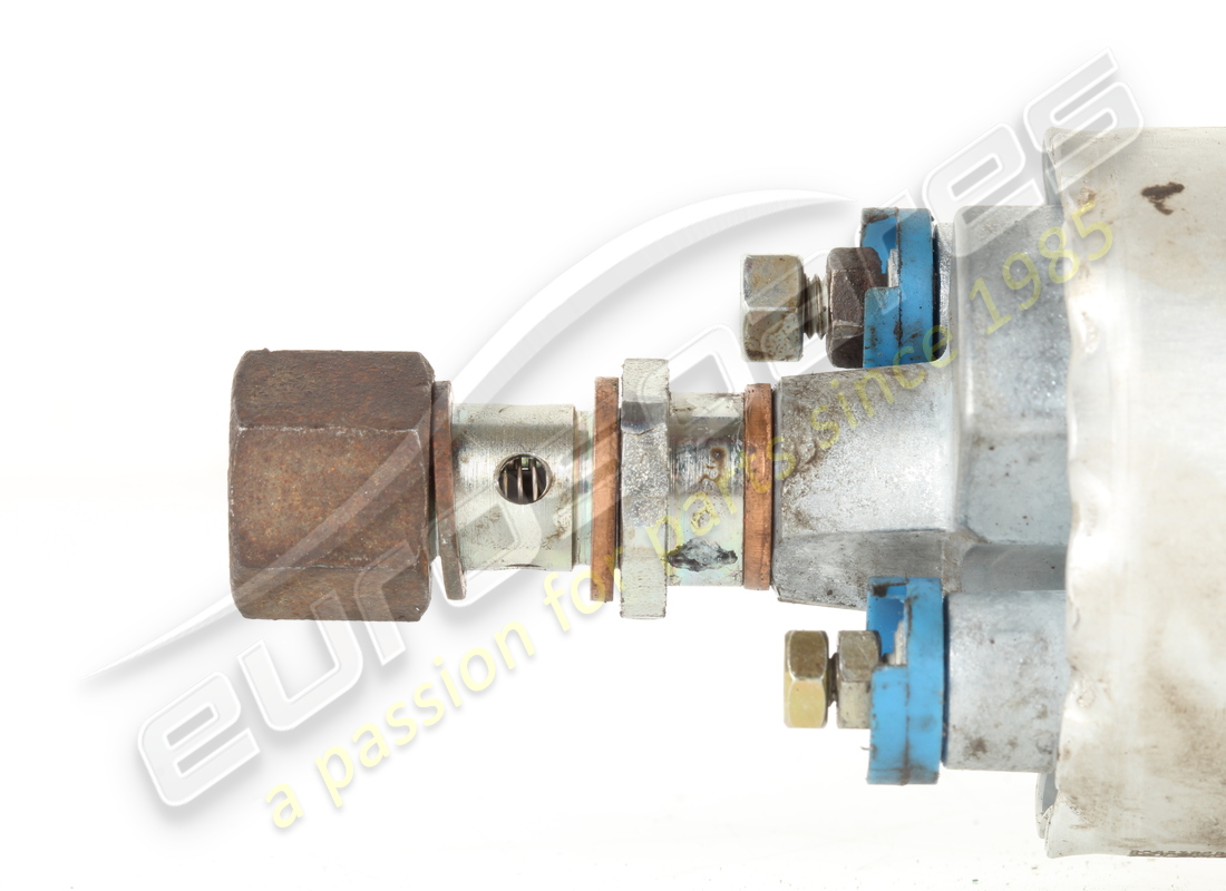 used ferrari fuel pump. part number 121727 (3)