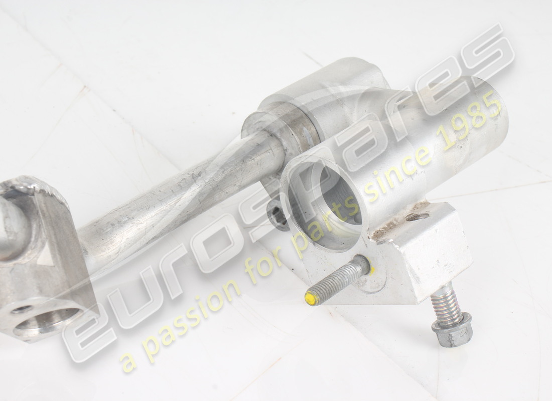 USED FERRARI TUBO RIT. DA SOTTOT. A SEZ.. PART NUMBER 861590 (2) used ferrari tubo rit. da sottot. a sez.. part number 861590 (2)