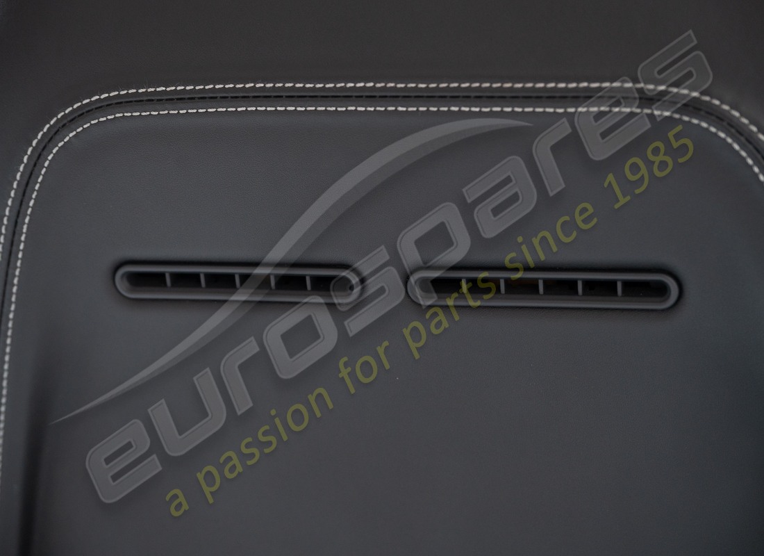USED FERRARI COMPLETE SEAT SET. PART NUMBER EAP1558688 (20) used ferrari complete seat set. part number eap1558688 (20)