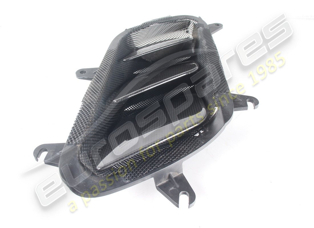USED EUROSPARES LH FENDER VENT MOUNT WITH CARBON LOUVERS. PART NUMBER EAP1723592 (4) used eurospares lh fender vent mount with carbon louvers. part number eap1723592 (4)