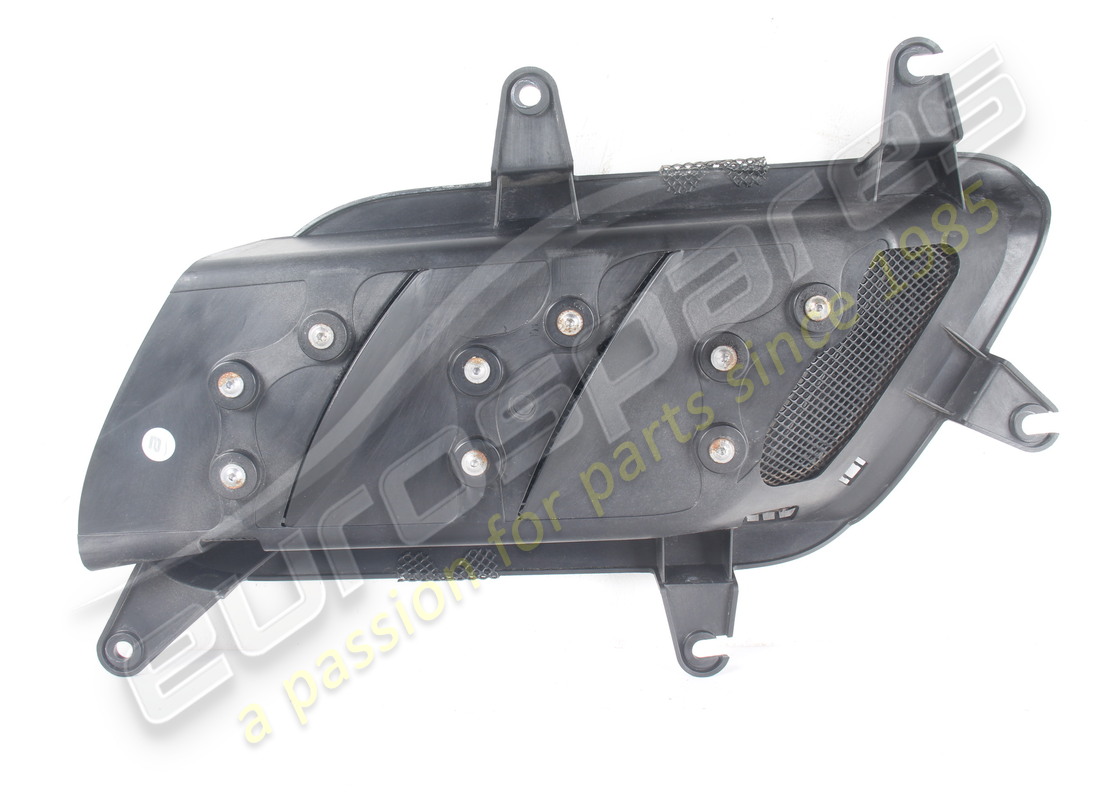 USED EUROSPARES LH FENDER VENT MOUNT WITH CARBON LOUVERS. PART NUMBER EAP1723592 (2) used eurospares lh fender vent mount with carbon louvers. part number eap1723592 (2)