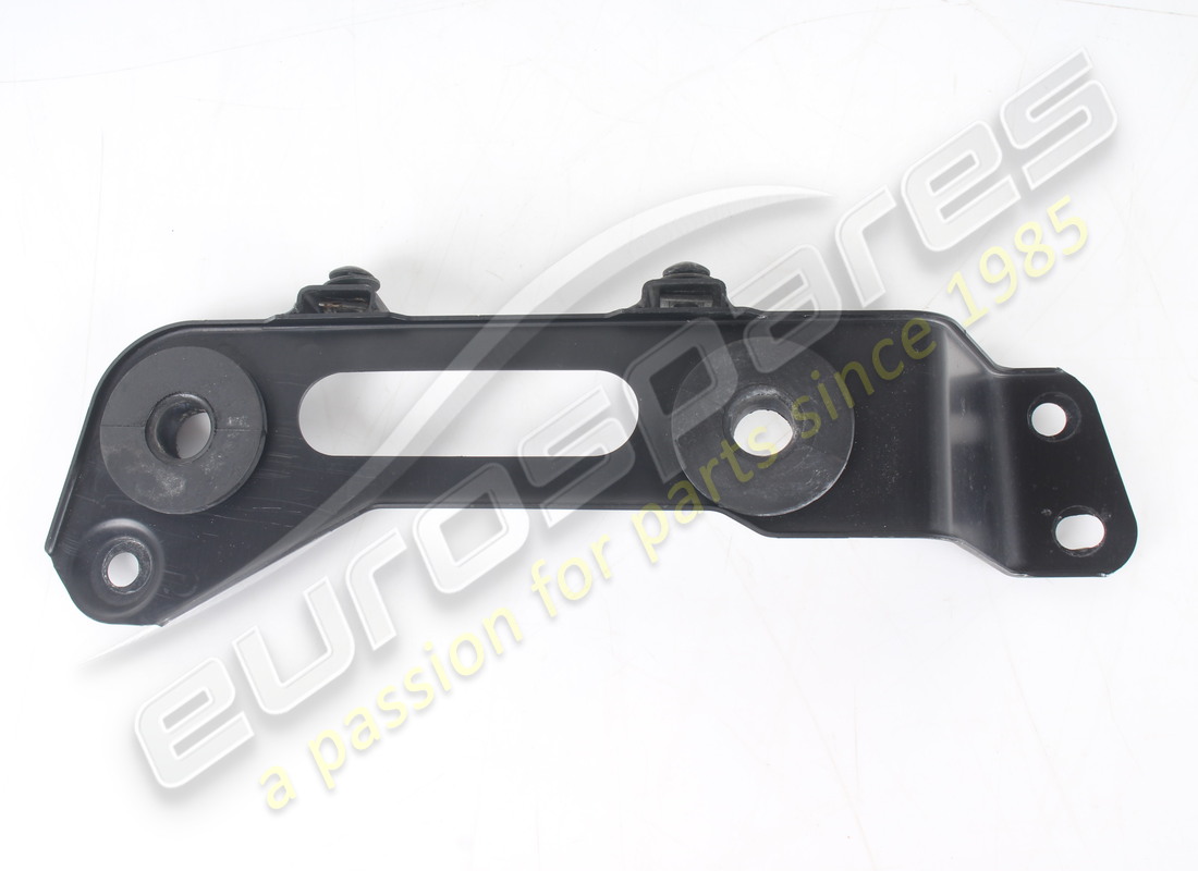 USED FERRARI LOWER BRACKET. PART NUMBER 325951 (3) used ferrari lower bracket. part number 325951 (3)