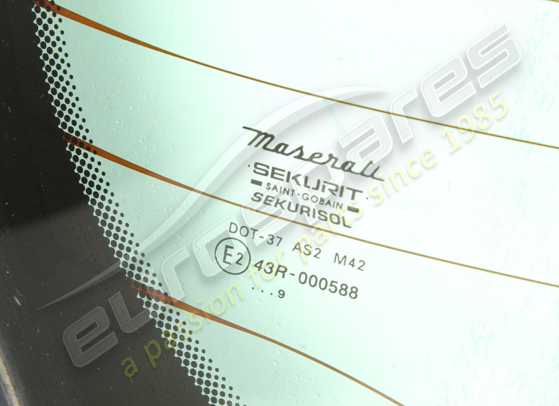 USED MASERATI REAR WINDOW. PART NUMBER 387700600 (2) used maserati rear window. part number 387700600 (2)